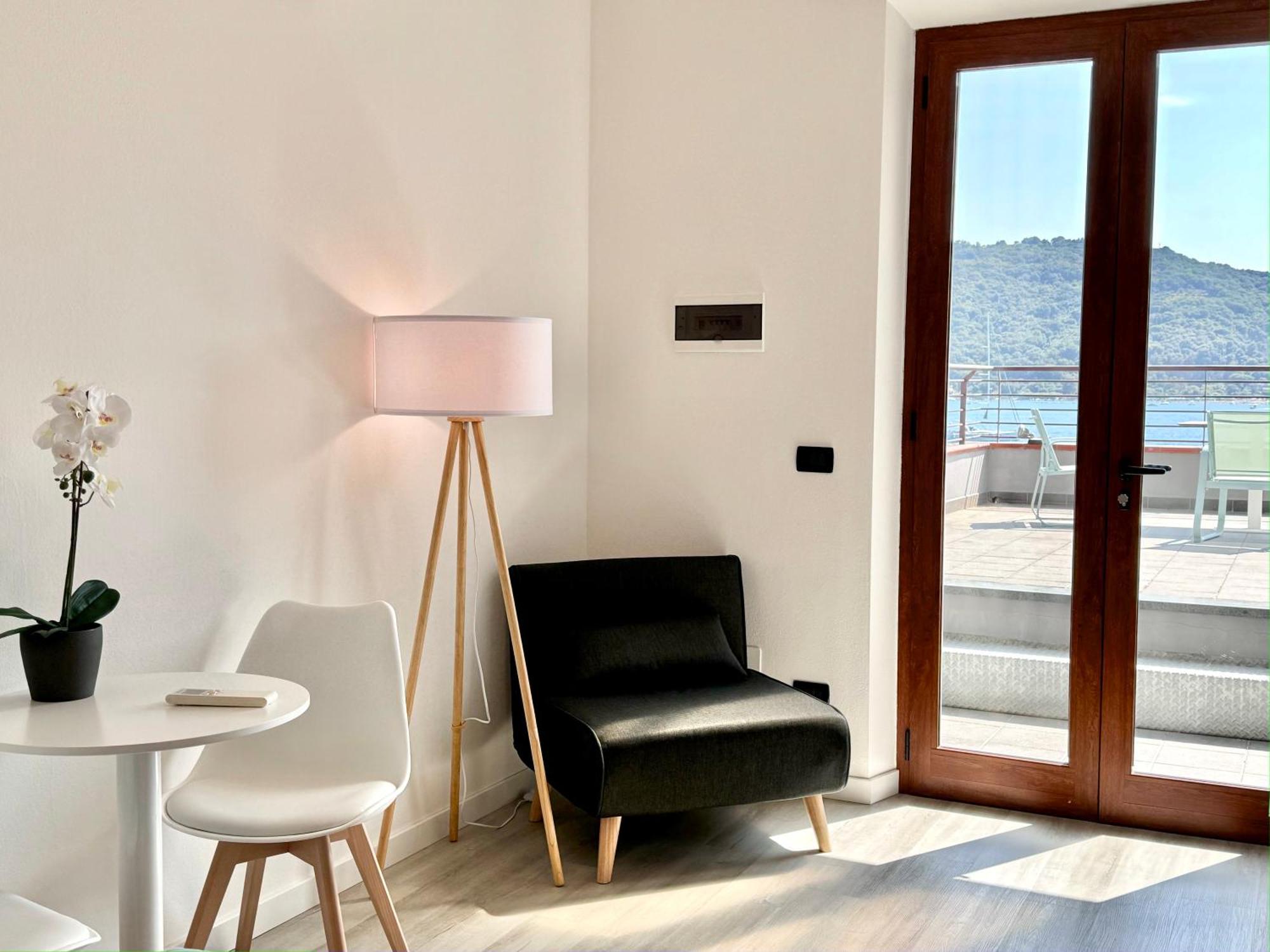 Mirage Rooms & Apartments Porto Venere Extérieur photo